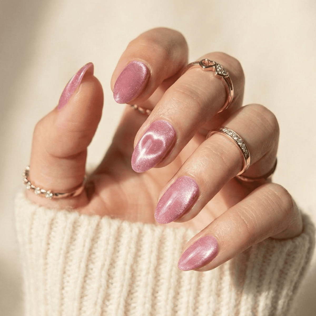 Holy Grail Nail press on Heart Stopping (Cat's Eye) - Soft Gel Press Ons (Short Almond)