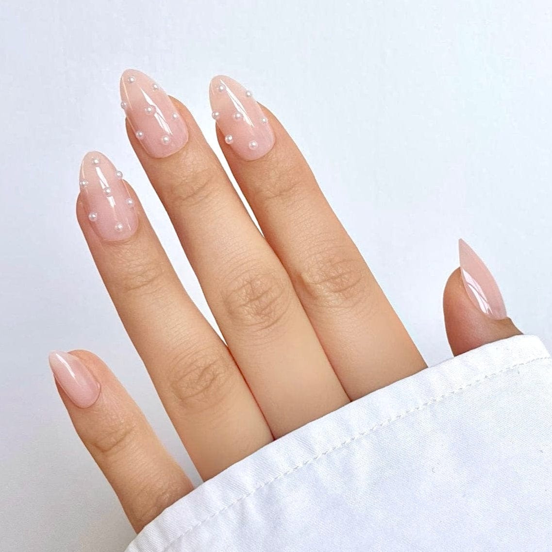 Holy Grail Nail press on Modern Muse (3D) - Soft Gel Press Ons (Short Almond)